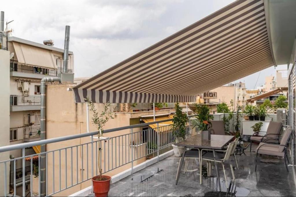 Artistic Apt In Vibrant Gazi With Large Terrace By Ghh Αθήνα Εξωτερικό φωτογραφία