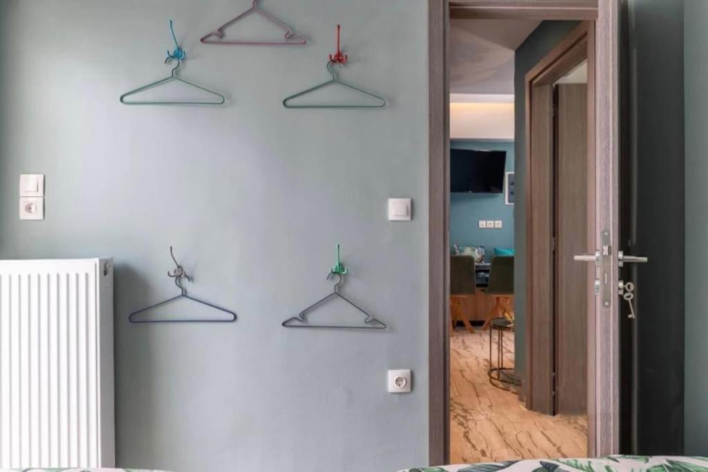 Artistic Apt In Vibrant Gazi With Large Terrace By Ghh Αθήνα Εξωτερικό φωτογραφία