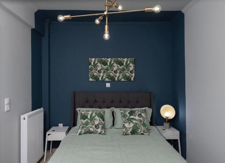 Artistic Apt In Vibrant Gazi With Large Terrace By Ghh Αθήνα Εξωτερικό φωτογραφία