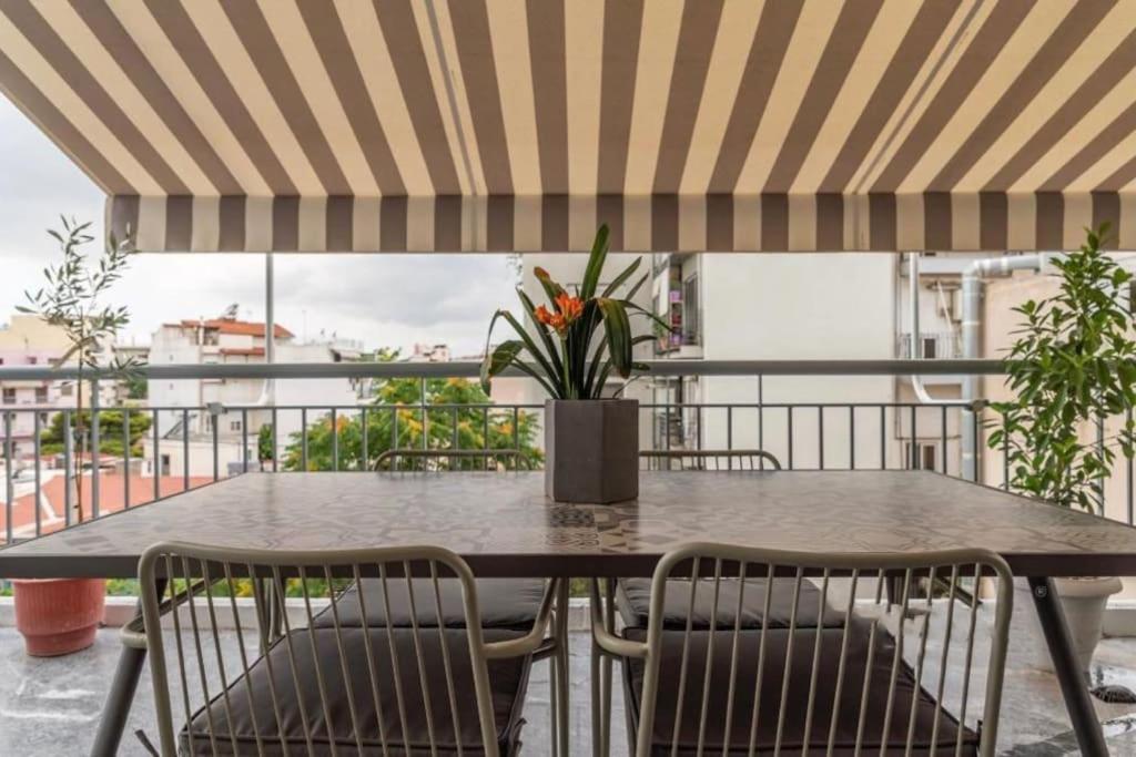 Artistic Apt In Vibrant Gazi With Large Terrace By Ghh Αθήνα Εξωτερικό φωτογραφία